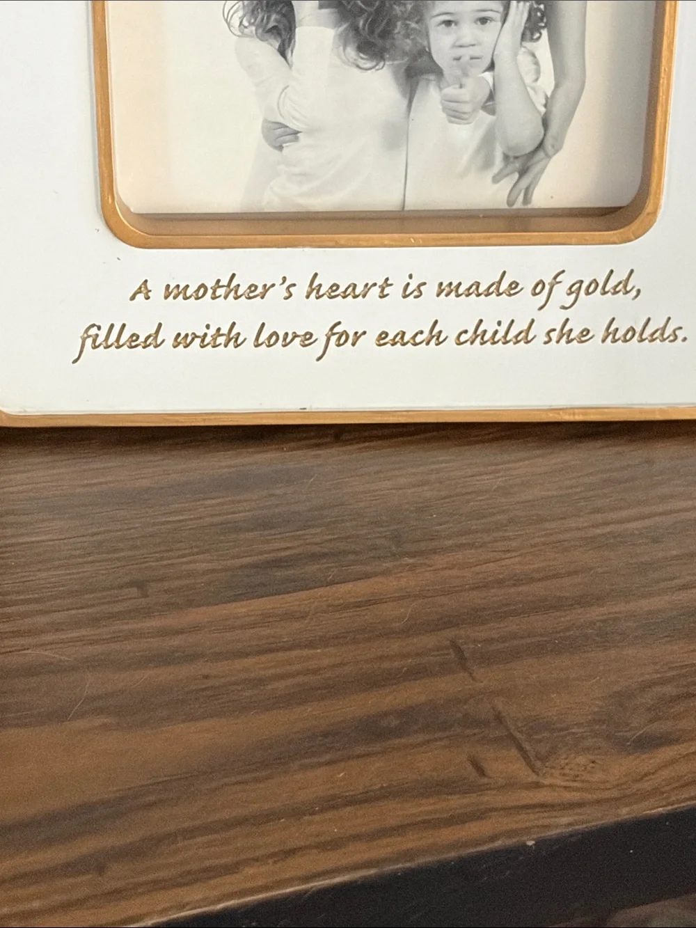 Roma White and Gold Heart Accent Photo Frame